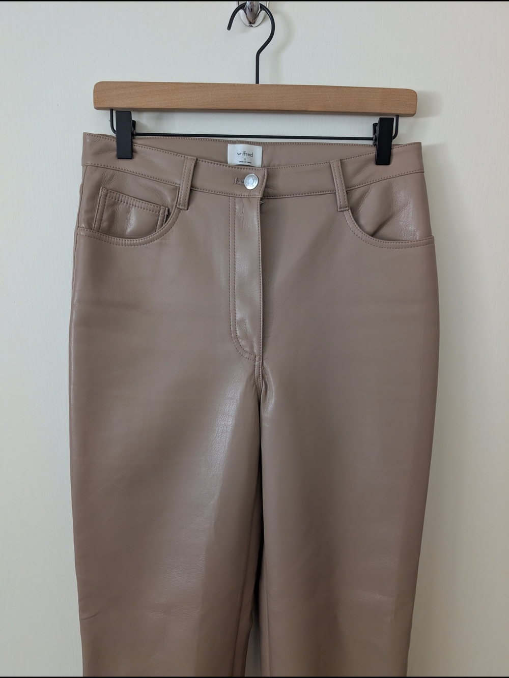 Aritzia Wilfred Womens 8 Brown Faux Leather Straight Leg Pants Classic Chic - Picture 3 of 8